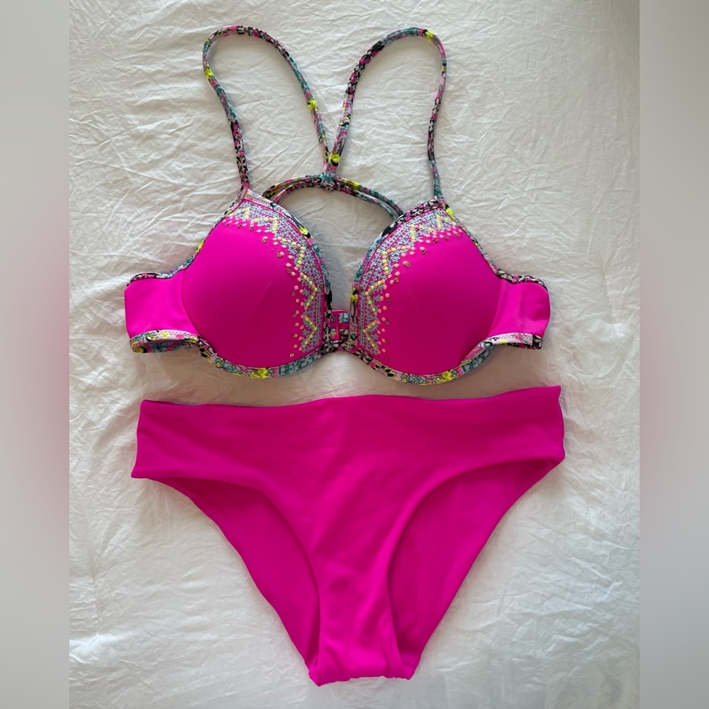 "New" Victoria’s Secret Swim 2 Piece Bikini Set, Top 34B, Bottom “XS”